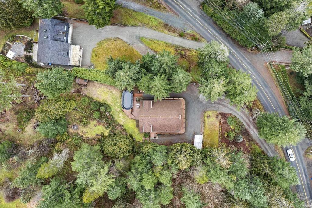 Chalet Style Cottage Near Shawnigan Lake Esterno foto
